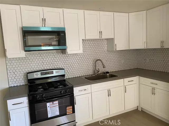 Lancaster, CA 93534,1223 W Avenue H12