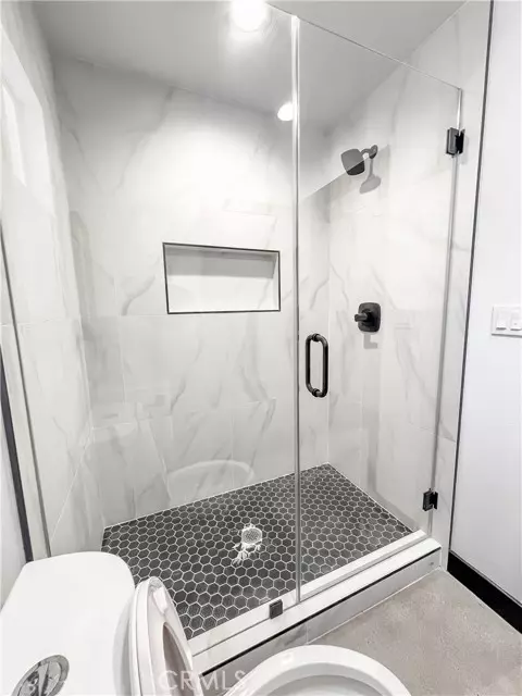 Los Angeles, CA 90011,3633 Trinity Street #1/2