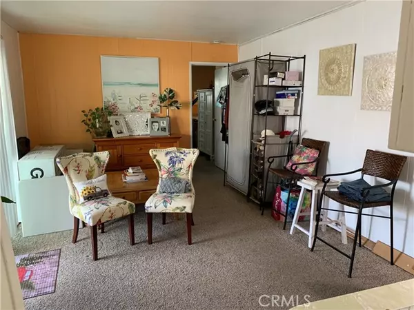 Laguna Hills, CA 92653,23301 Ridge Route DR #90