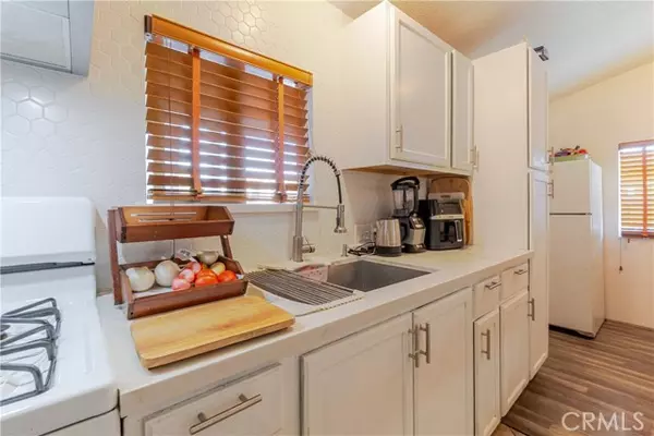 Paramount, CA 90723,15325 ORANGE AVE SPC E1