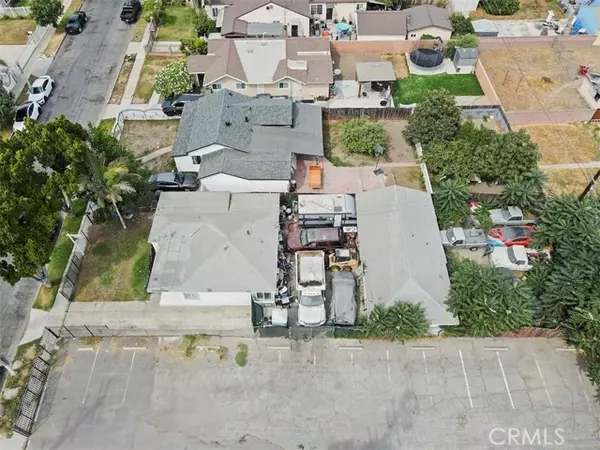 Compton, CA 90221,116 N Holly Avenue