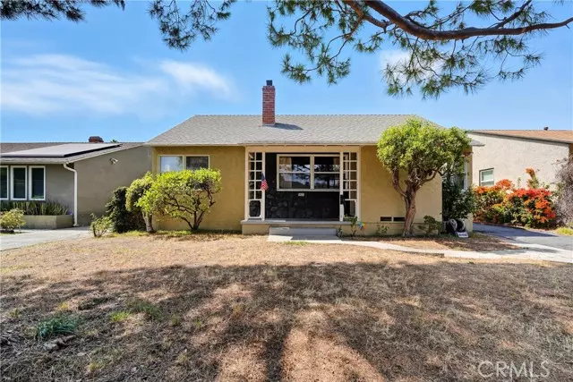 Sherman Oaks, CA 91411,5825 Columbus