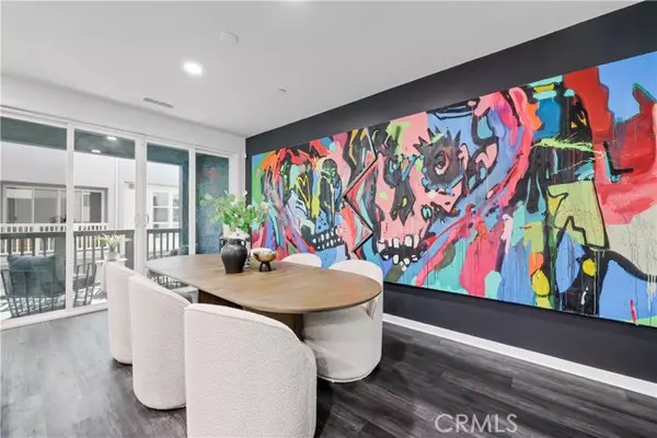 Anaheim, CA 92805,725 S Mosaic Street