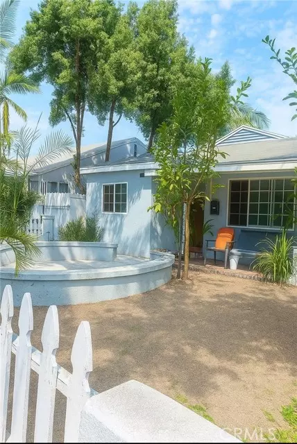 Long Beach, CA 90805,1441 e eleonor