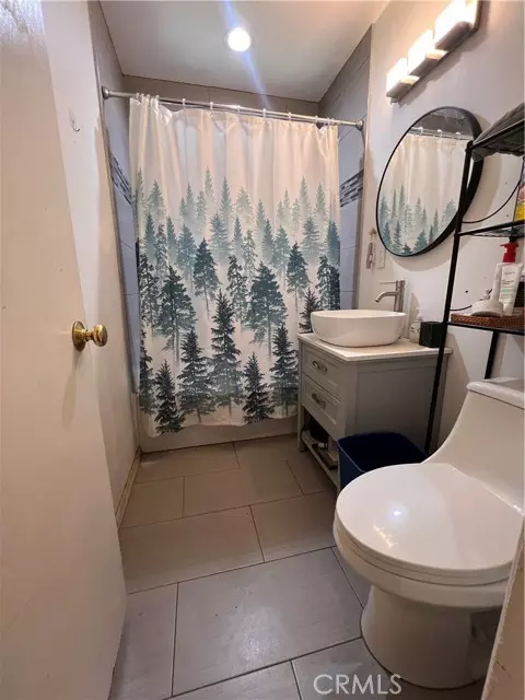 Compton, CA 90222,1918 W Piru Street