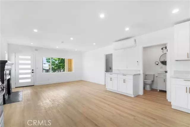 San Pedro (los Angeles), CA 90731,301 S Cabrillo #301