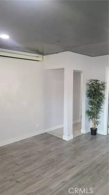 Montebello, CA 90640,816 W Mines