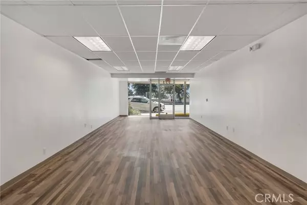 La Habra, CA 90631,555 W Whittier Boulevard