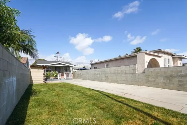 Los Angeles, CA 90003,337 E Century