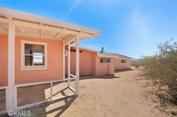 Joshua Tree, CA 92252,66270 Brants Cross