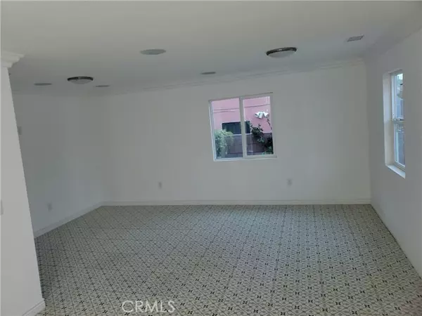 Inglewood, CA 90303,3511 W 111th