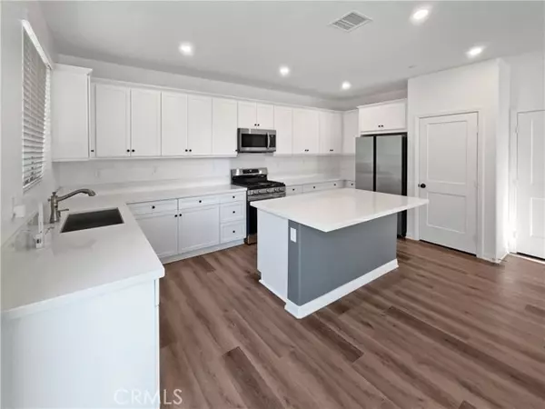 Oceanside, CA 92056,1832 Red Willow