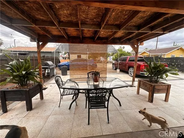 San Bernardino, CA 92410,950 N Mountain View