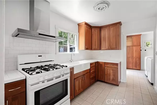 Pasadena, CA 91107,2325 White Street