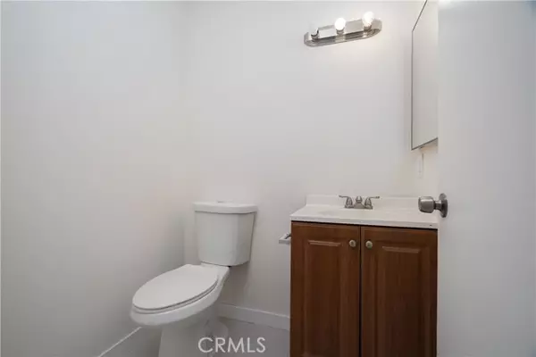 Palmdale, CA 93550,38478 Larkin #B