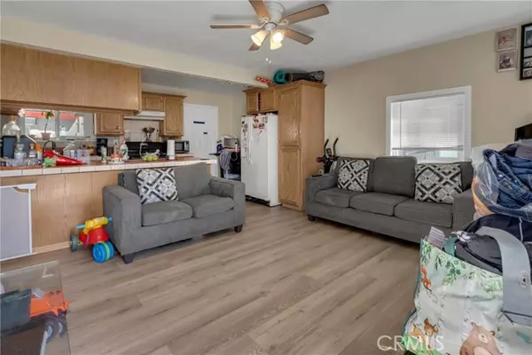 Lawndale, CA 90260,4307 Manhattan Beach