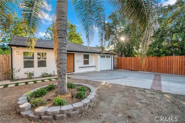 Canoga Park (los Angeles), CA 91303,22142 Wyandotte