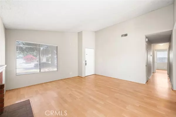 Saugus (santa Clarita), CA 91350,27502 Caraway Lane