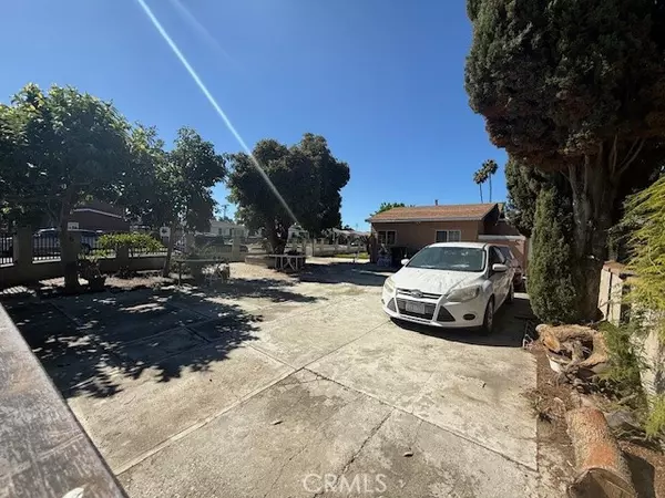 Compton, CA 90221,4345 E Queensdale