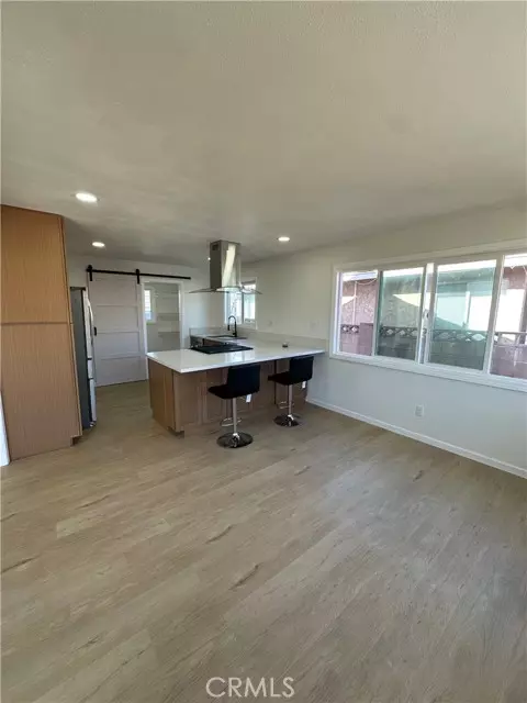 Lakewood, CA 90715,12523 Lemming