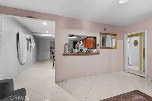 Norwalk, CA 90650,12007 Lowemont