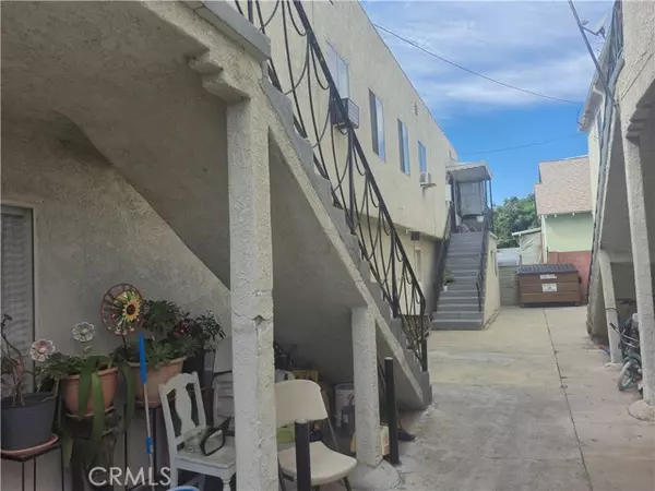 Los Angeles, CA 90022,5130 Carolina