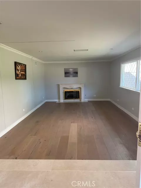 Northridge (los Angeles), CA 91326,19530 Tuba Street