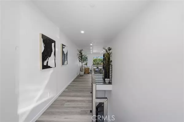Los Angeles, CA 90032,4951 Lynnfield Street