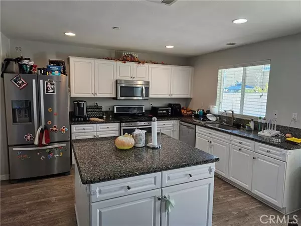 Lancaster, CA 93535,43238 Elizabeth