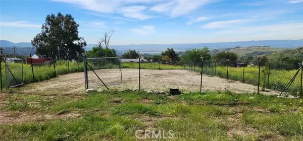 0 Kadina Dr, Sylmar (los Angeles), CA 91342