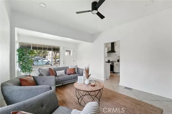 Pasadena, CA 91106,236 N Michigan Avenue