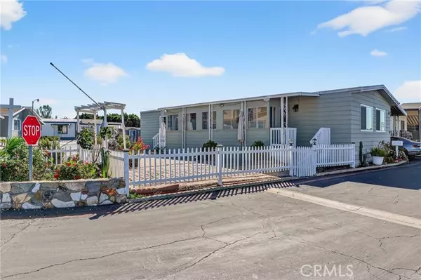 Glendora, CA 91740,201 E Arrow Highway #12