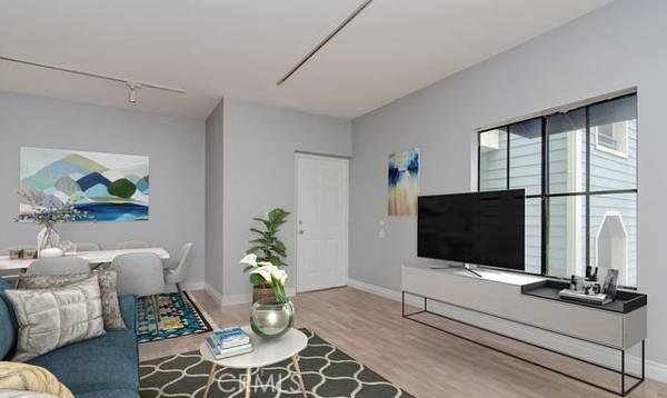 720 W 4th Street #320, Long Beach, CA 90802