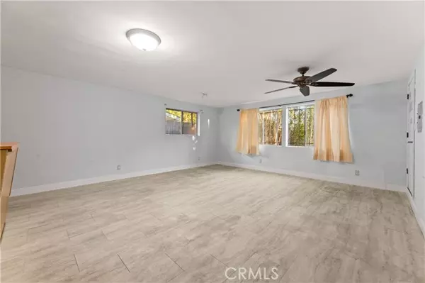 Long Beach, CA 90805,3340 E POPPY