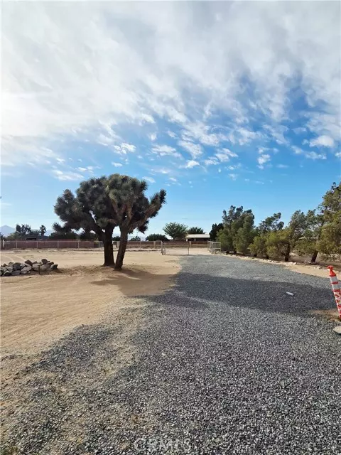 Oak Hills, CA 92344,10375 Lilac