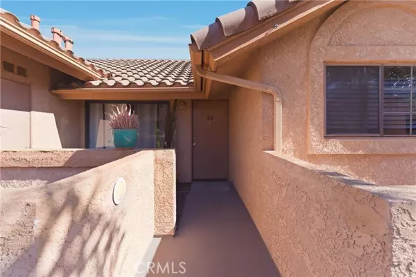 Long Beach, CA 90815,4141 Hathaway Avenue #28