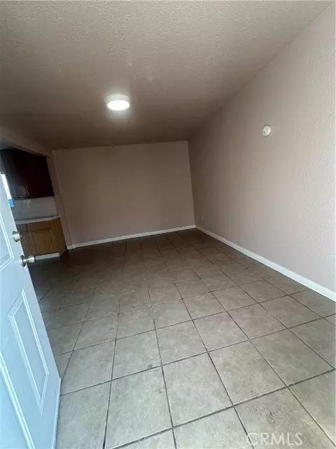 Los Angeles, CA 90029,4243 Burns