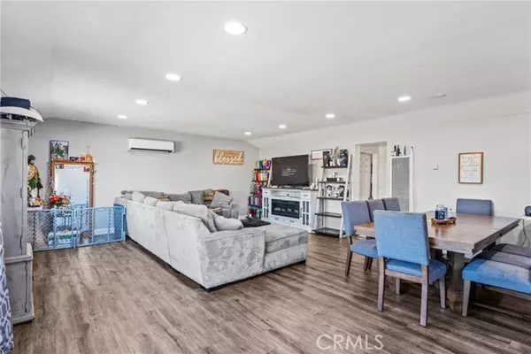 Yucaipa, CA 92399,12672 4th