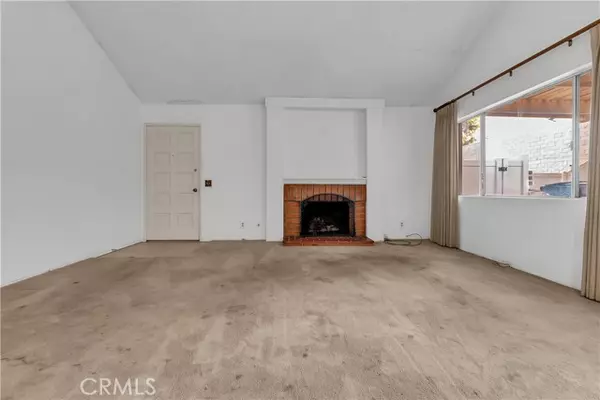 La Mirada, CA 90638,12203 Santa Gertrudes Avenue #58