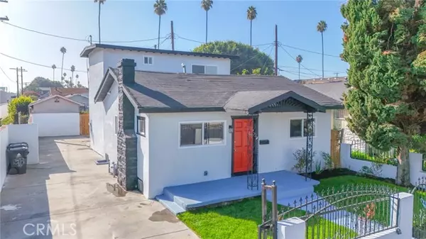 Los Angeles, CA 90003,430 W 64th