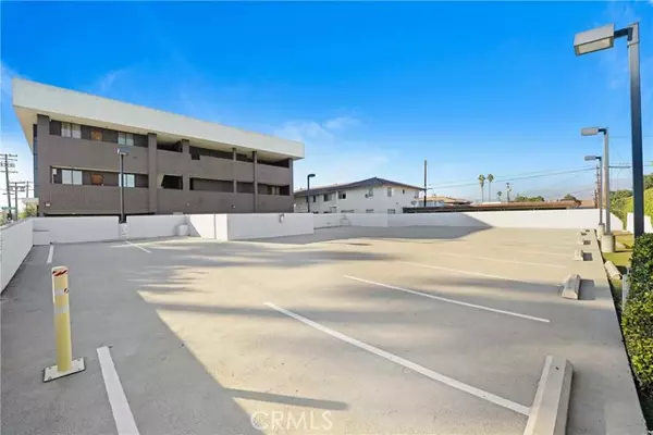 Alhambra, CA 91801,1048 S Garfield