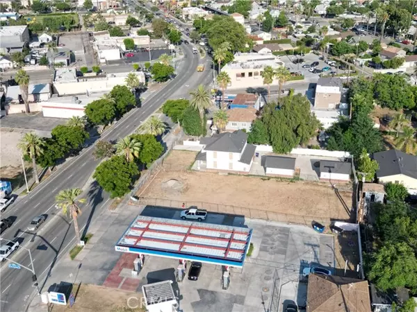 Riverside, CA 92507,2586 University