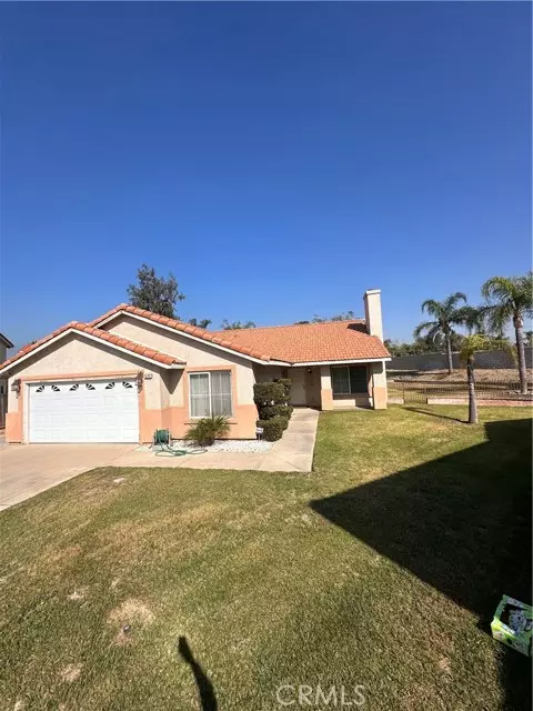 Fontana, CA 92335,15240 Carob
