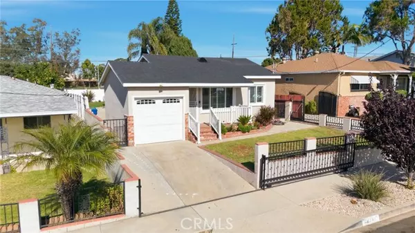 1231 W Don, Wilmington (los Angeles), CA 90744