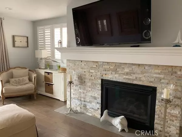 Long Beach, CA 90803,122 Roycroft Avenue #C