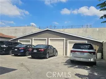 Los Angeles, CA 90011,183 E 35th