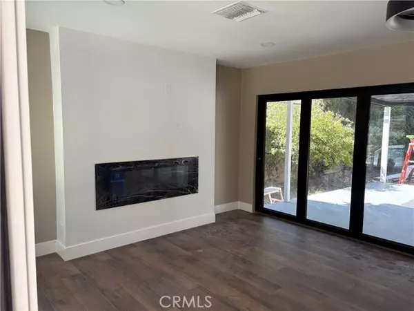 Long Beach, CA 90815,2715 Petaluma Avenue