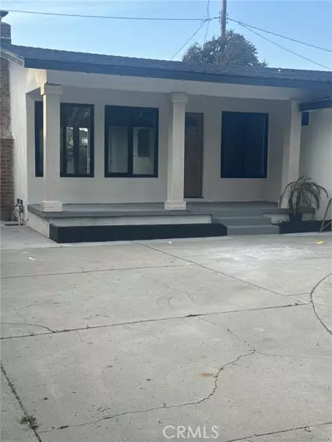 2715 Petaluma Avenue, Long Beach, CA 90815