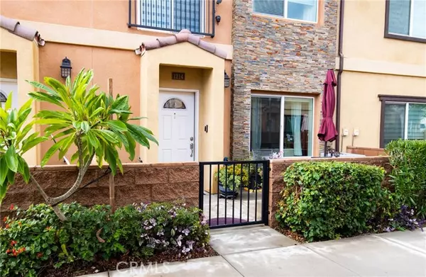 Fontana, CA 92335,16425 Arrow #1214