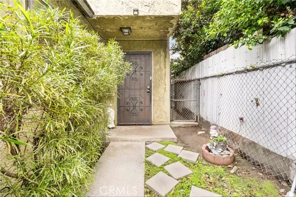 Paramount, CA 90723,15352 Downey